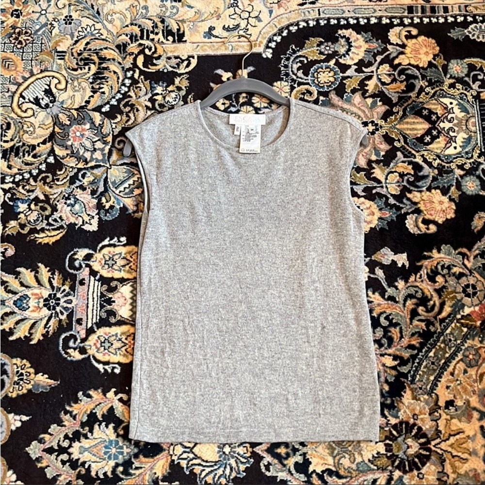 Escada Cashmere Sleeveless Crew Top - Picture 2 of 6